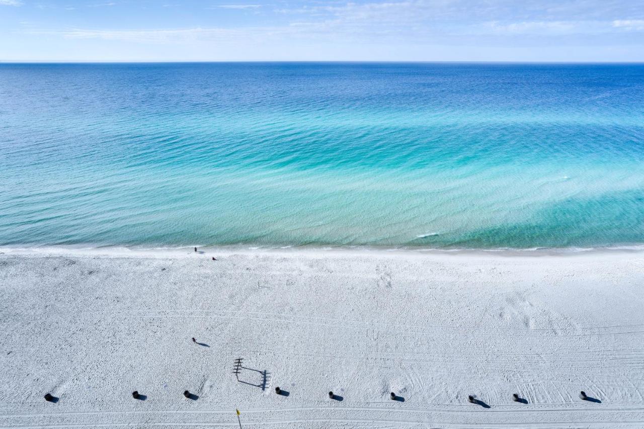Pcb With Amenities And Ocean Views