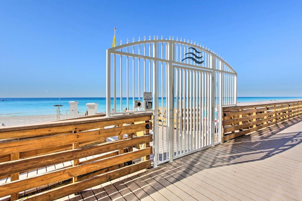 Apartment Pcb With Amenities And Ocean Views