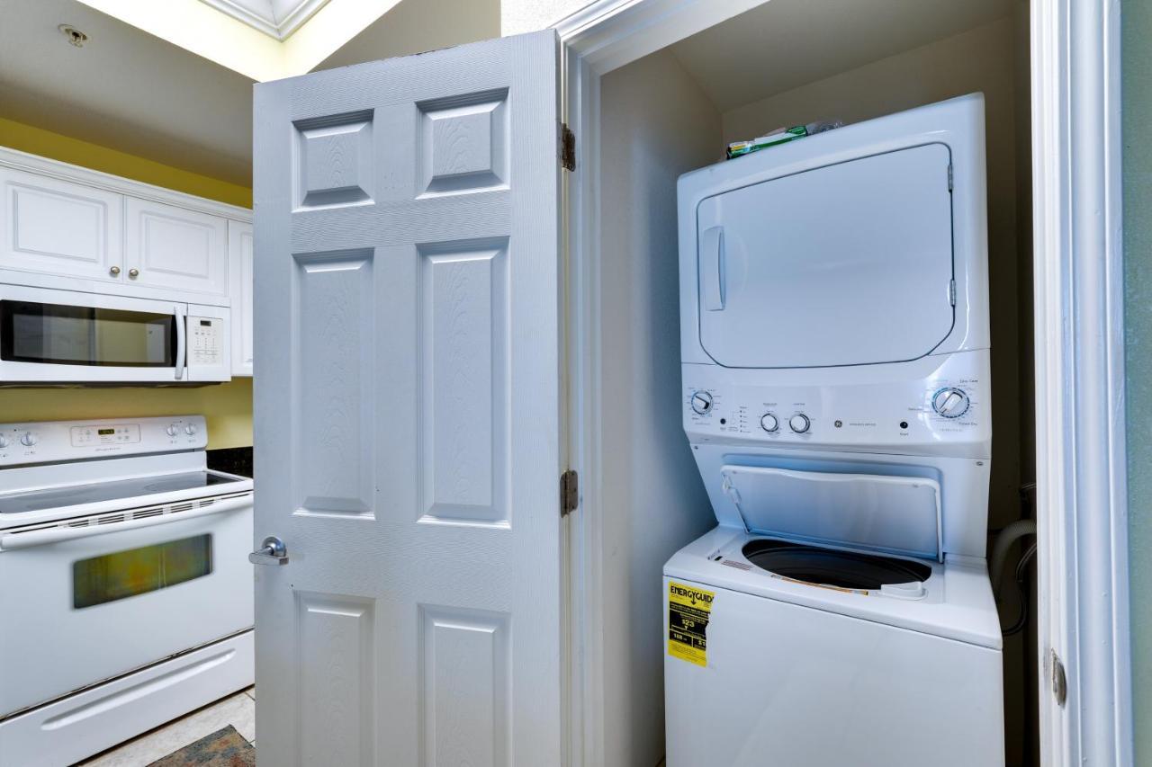 Pcb With Amenities And Ocean Views *